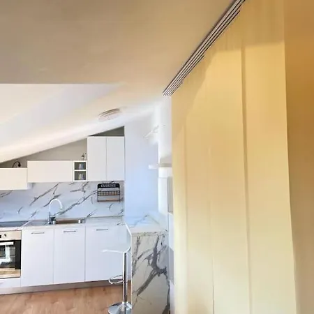 Seaview Studio-apartment Tar Appartamento