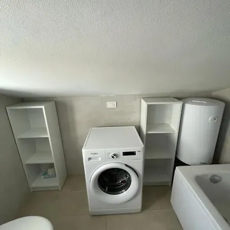 Seaview Studio-apartment Tar